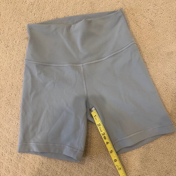 LuLuLemon Wunder Train High-Rise Short 6"  Size 4 - Picture 1 of 2